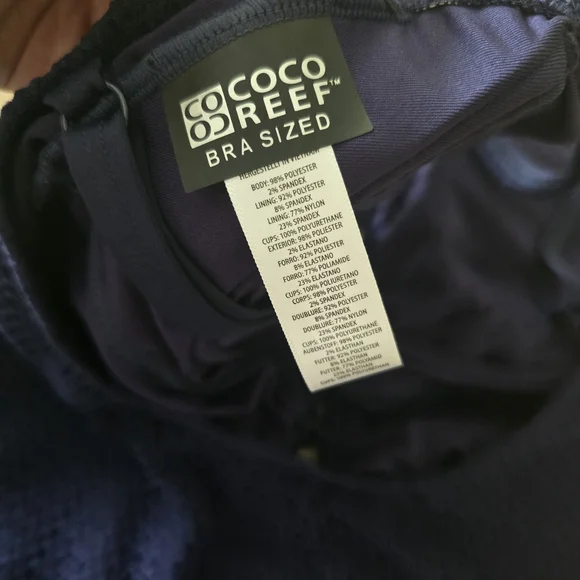 Coco Reef Swim Sultry Bra Sized Underwire One Piece Swimsuit Oceanside Textures - Picture 14 of 14